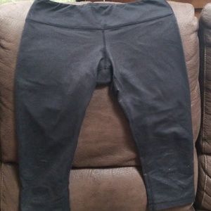 Lululemon capris
